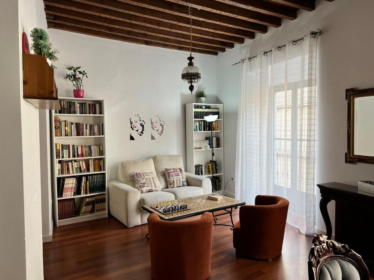 Gran Apartamento Centro Histórico Málaga Exterior foto